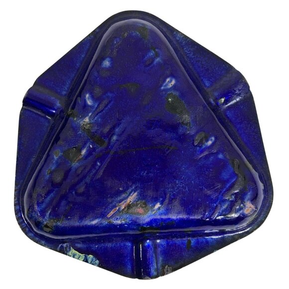 Mid-Century Modern Triangular Metal Enamel Glass Ashtray Abstract Design 5.5" - Picture 6 of 6